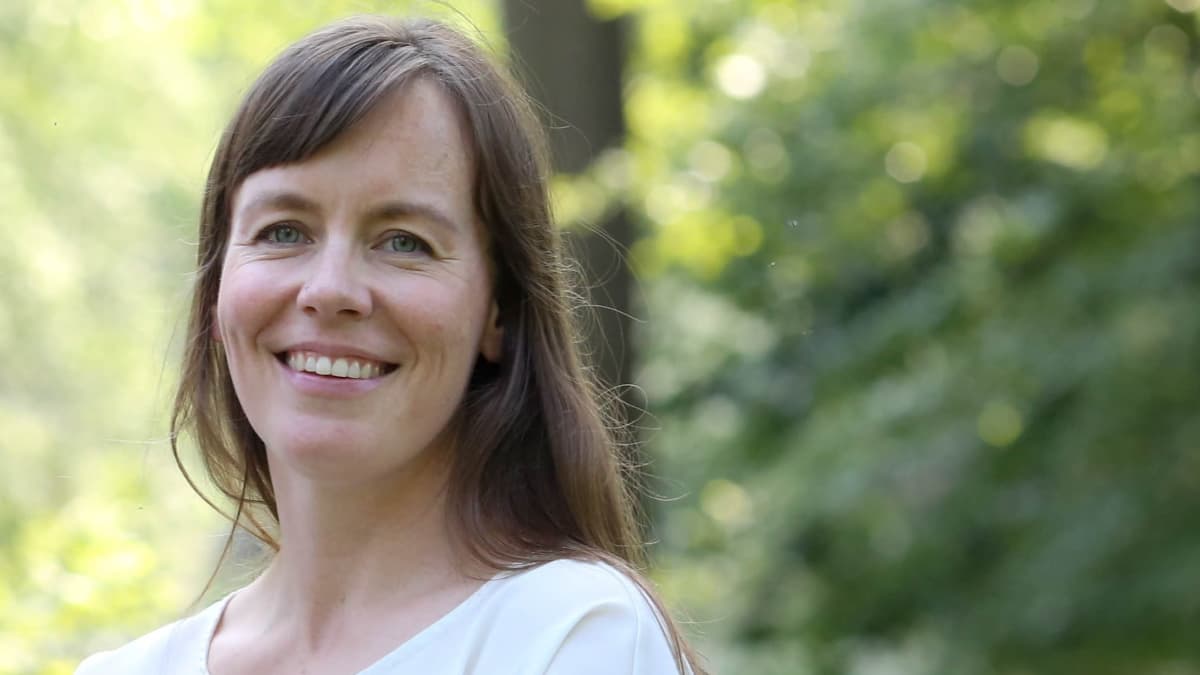 Yhdysvalloissa biolääketieteen alalla johdon assistenttina työskentelevä Mira Saravesi.