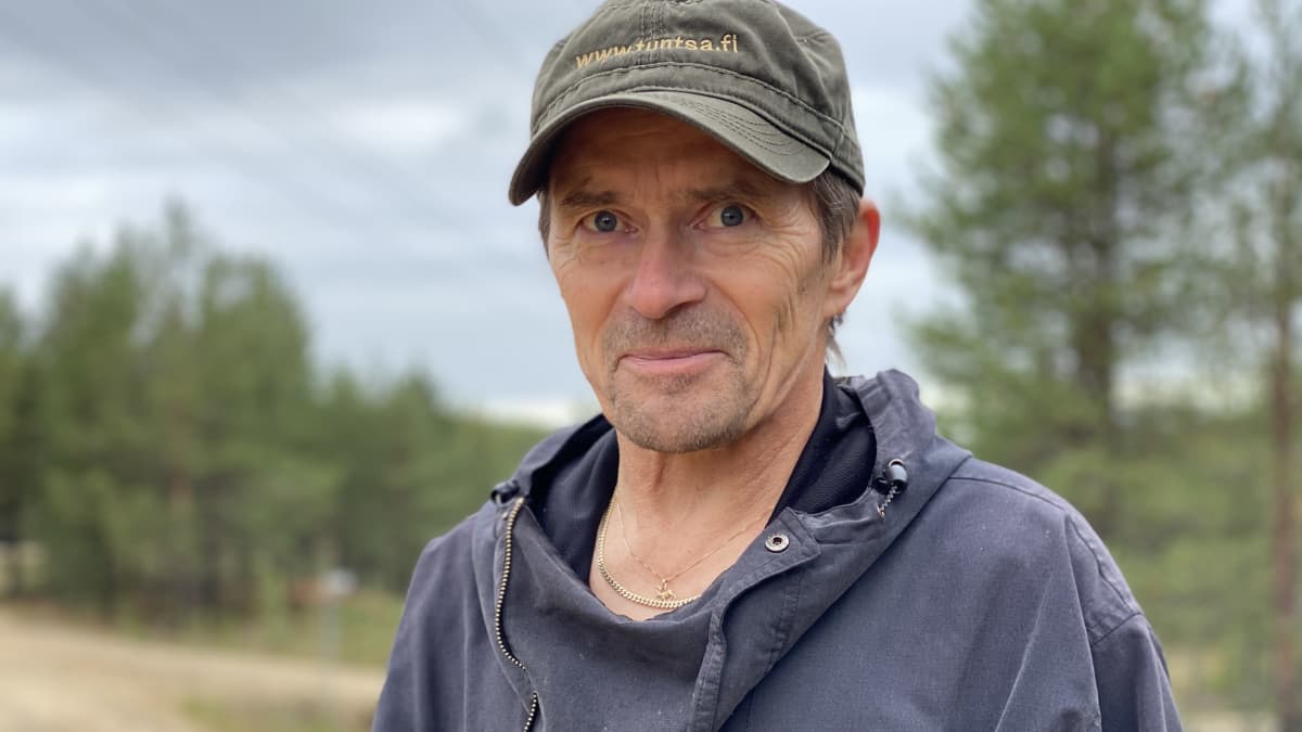 Ivalon paliskunnan arviointimies Leo Kumpula kertoo porokolareiden sattuvan enemmän lisääntyneen matkailun myötä. 