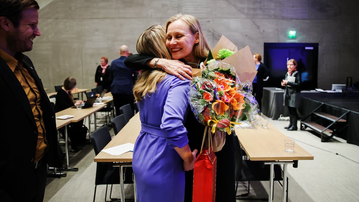 Maria Löfgren tuulettaa.