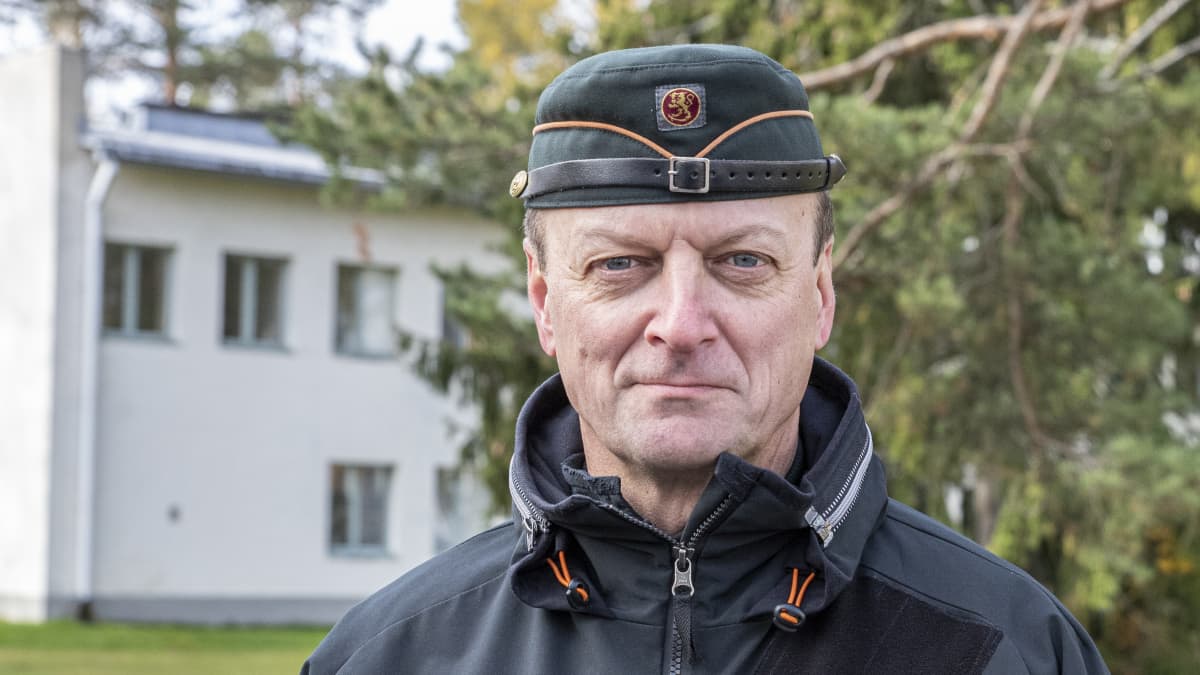 Kaakkois-Suomen rajavartioston everstiluutnantti Esa Veikkanen.
