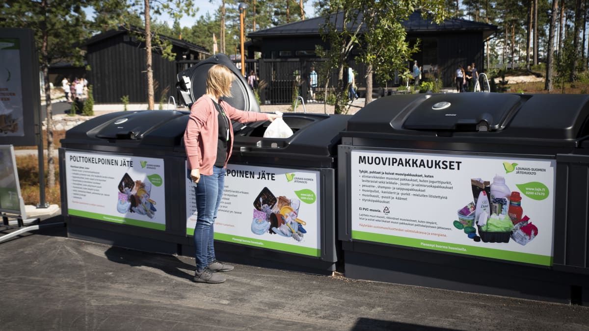 Älykkäät jäteastiat voivat kannustaa lajitteluun ja vähentää jatkossa  jätemaksua – tiukentuneisiin kierrätystavoitteisiin on Suomessa matkaa