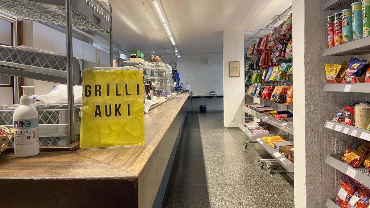Luonetjärven sotilaskodein kahvilinjasto
