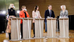 Puheenjohtajat Petteri Orpo, Sanna Marin, Riikka Purra, Maria Ohisalo ja Annika Saarikko antoivat paikan päällä kommentteja medialle.