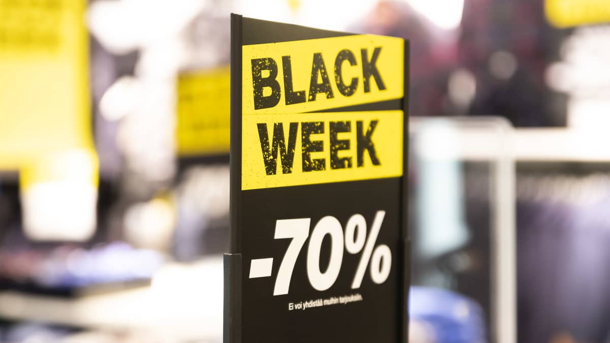 Black week -alennus -70% -kyltti.
