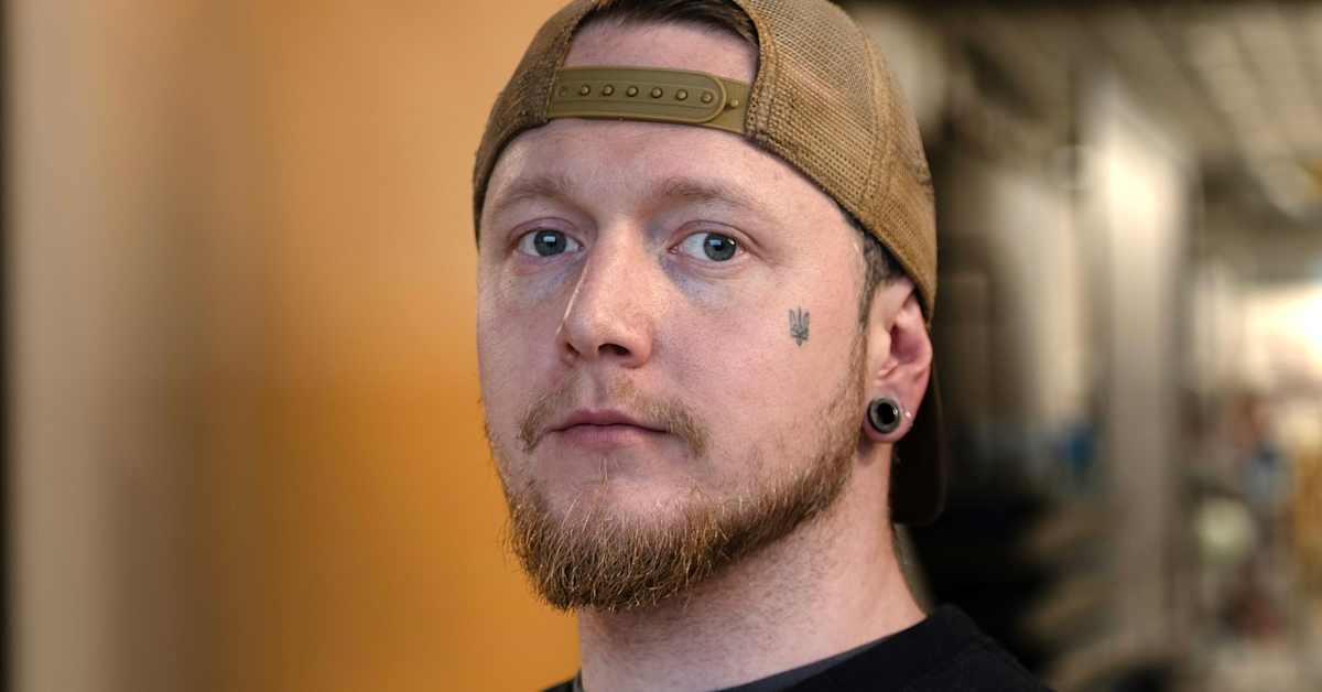 Ukrainassa sotinut Mark Gubar käsitteli traumojaan terapiassa: ”Musta on tullut itseni paras kaveri”