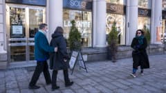 SOLO for men -liike lopettaa Mannerheimintiellä, -50% alennus -kyltti ovessa