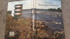 Karungin historiasta kertovan kirjan kannessa on kuva Matkakoskesta. Takakannessa on myös Karungin kunnan vaakuna.