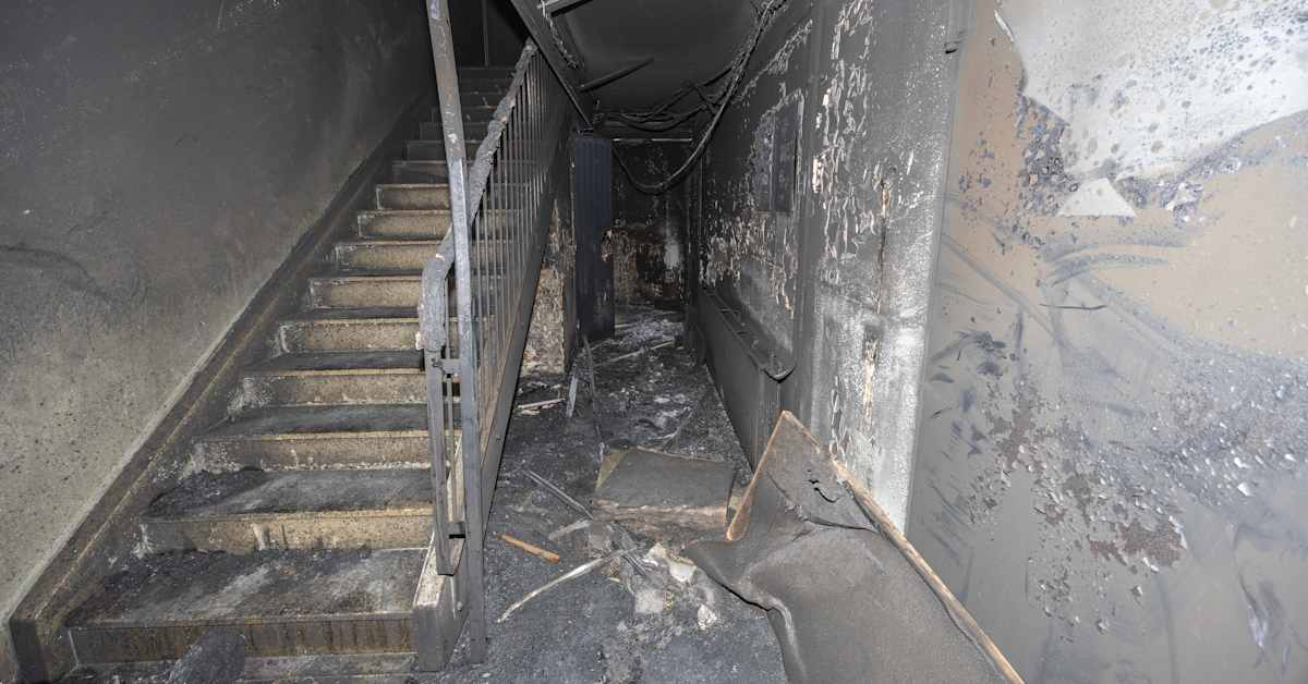 Korson epäillystä tuhopoltosto nostettiin syytteet: kahta 15-vuotiasta syytetään murhan yrityksestä