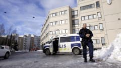 Poliisipartio päivystää Pasilan poliisitalolla Helsingissä 10. helmikuuta 2022.