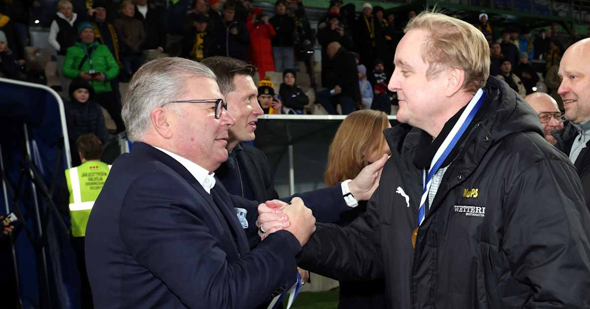 Mitä ihmettä Suomen mestarin kulisseissa tapahtuu? Asiantuntijat ihmeissään KuPSin sekoilusta: ”Hämmästyttävä tilanne”