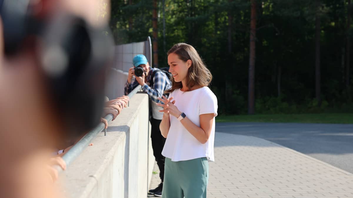 Pääministeri Sanna Marin vierailemassa Jynkän koululla Kuopiossa.