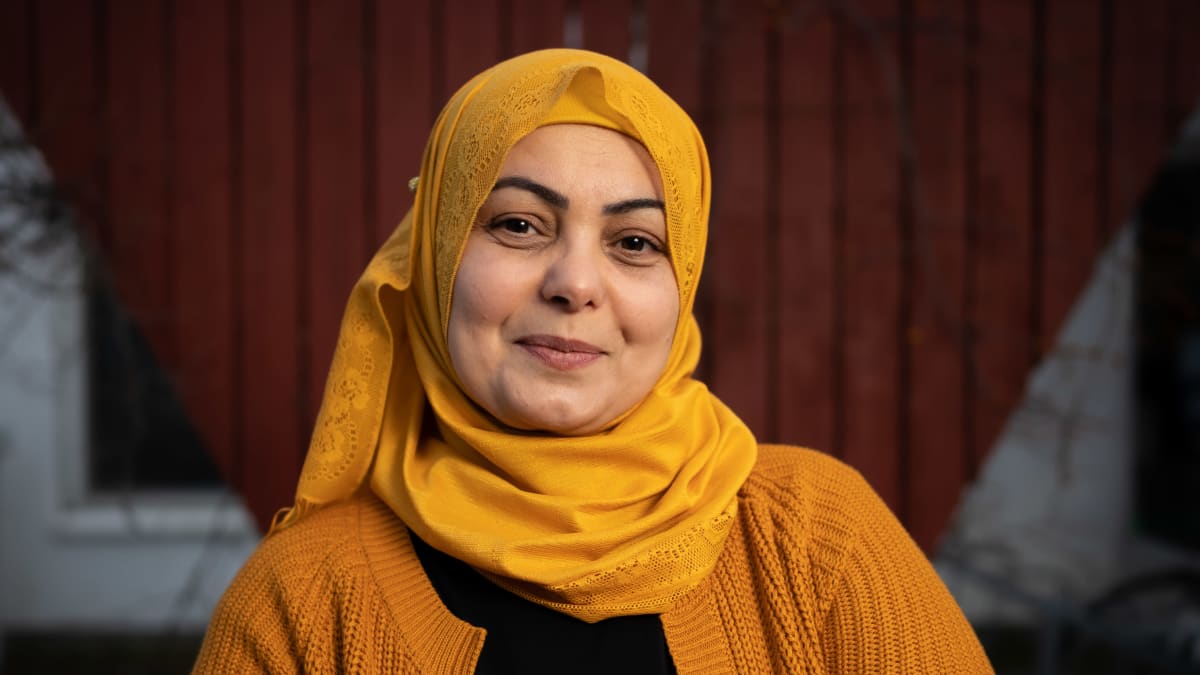 Suaad Abouden henkilökuva ulkona.