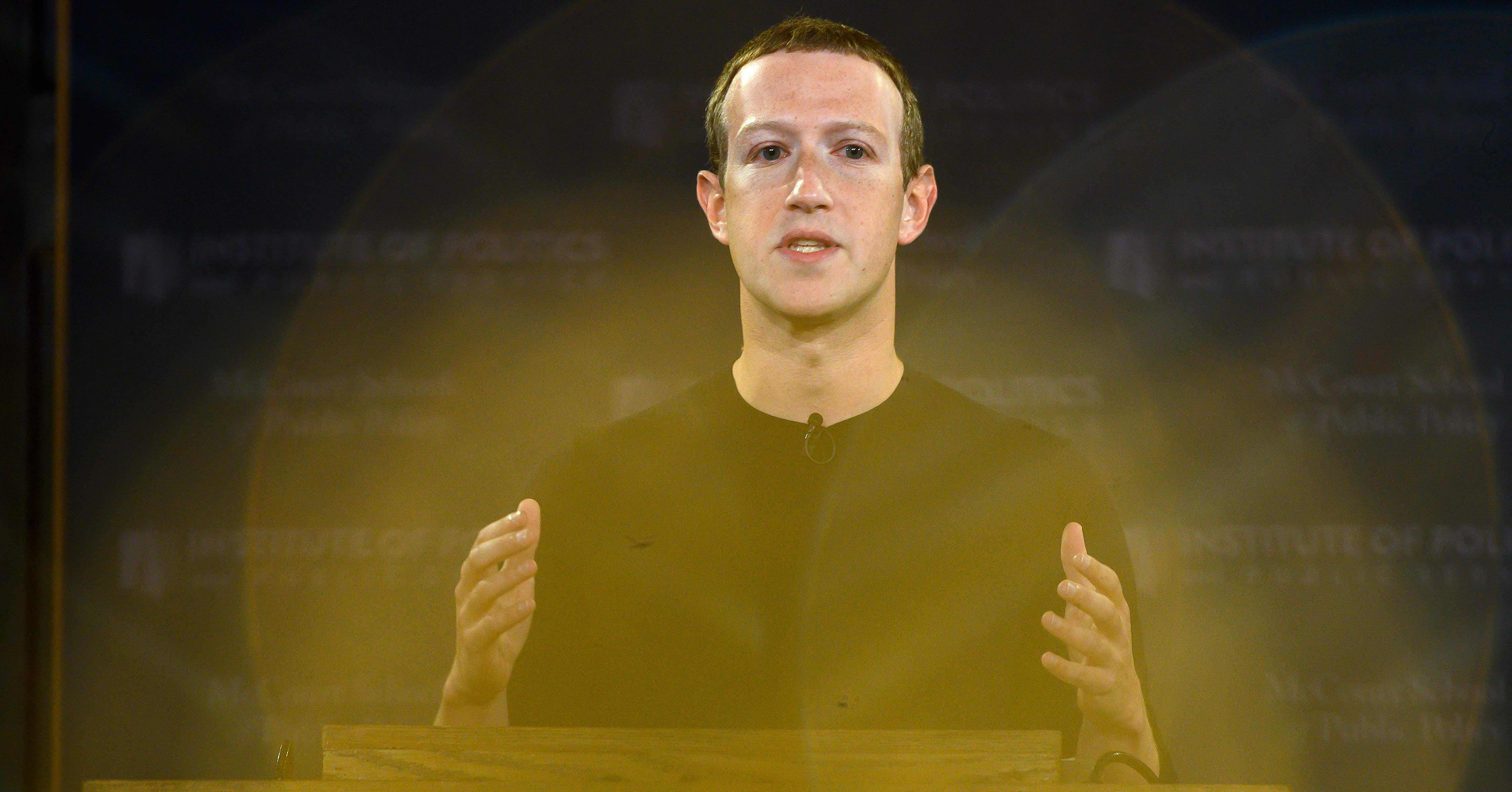 Analyysi: Internetin rosvovaltio Facebook pakenee mainettaan metaversumiin uuden identiteetin turvin
