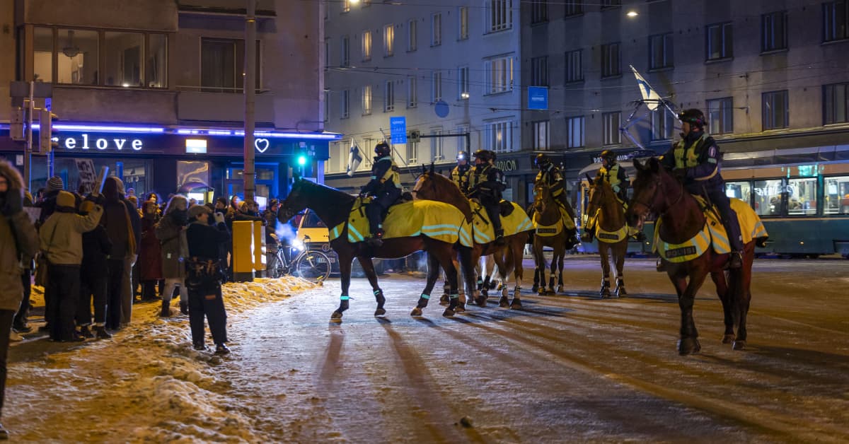 Oikeusasiamies aikoo tutkia poliisin toimet itsenäisyyspäivänä ...
