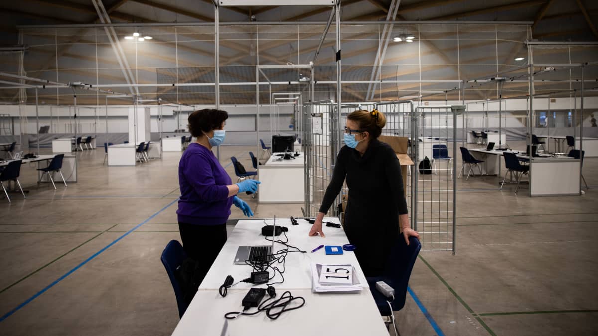 Oulun hallin joukkorokotus 