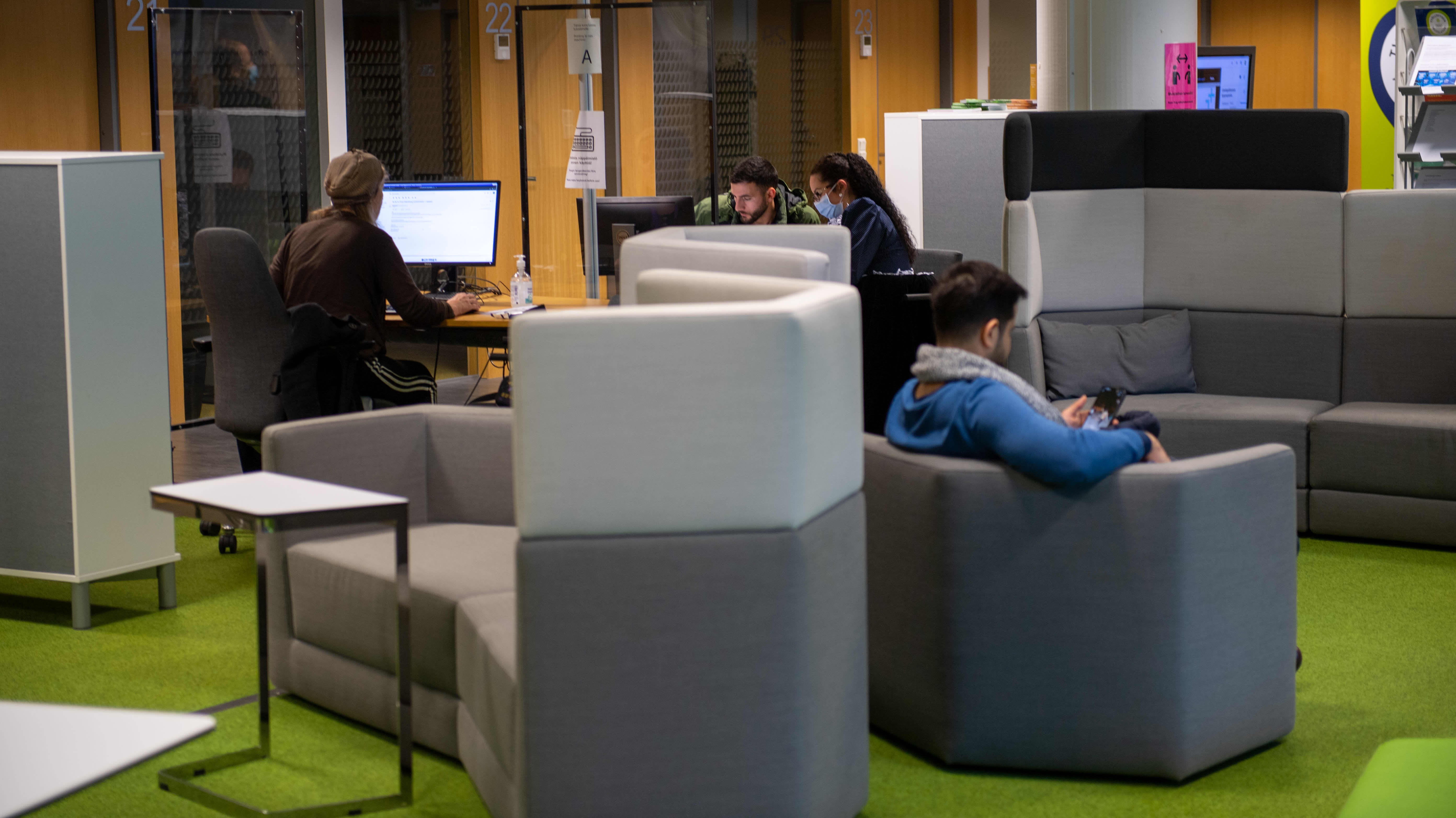 Pitkaaikaistyottomyys Jaytaa Yhteiskuntaa Yha Pahemmin Yle Uutiset Yle Fi