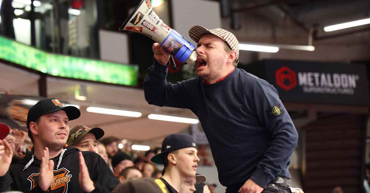 KooKoon ja SaiPan ensimmäisen välieräpelin jännitysnäytelmä sai fanit huutaamaan: ”Tänään lähtee” – katso tunnelmia