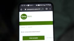 OmaVero-sivusto puhelimen ruudulta.