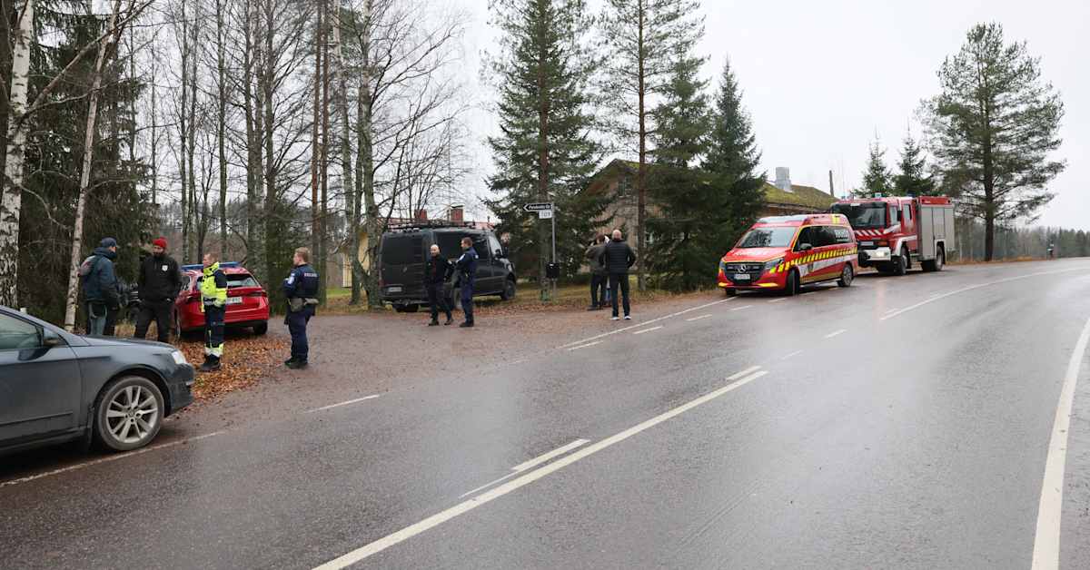 Ilotulitekonttien räjähdysvaara ohi Janakkalassa – useat tahot tutkivat palopaikkaa