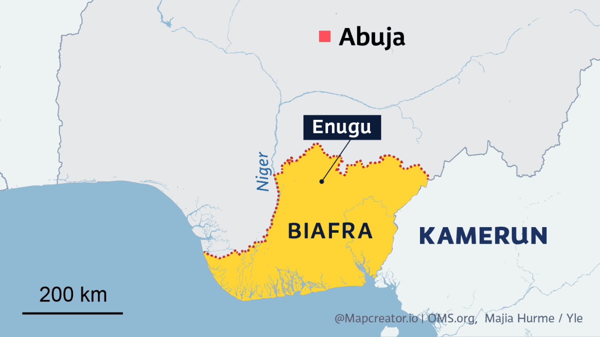 Kartta Nigeriasta. Biafran alue ja sen kaavailtu pääkapunki Enugu näkyy korostettuna.