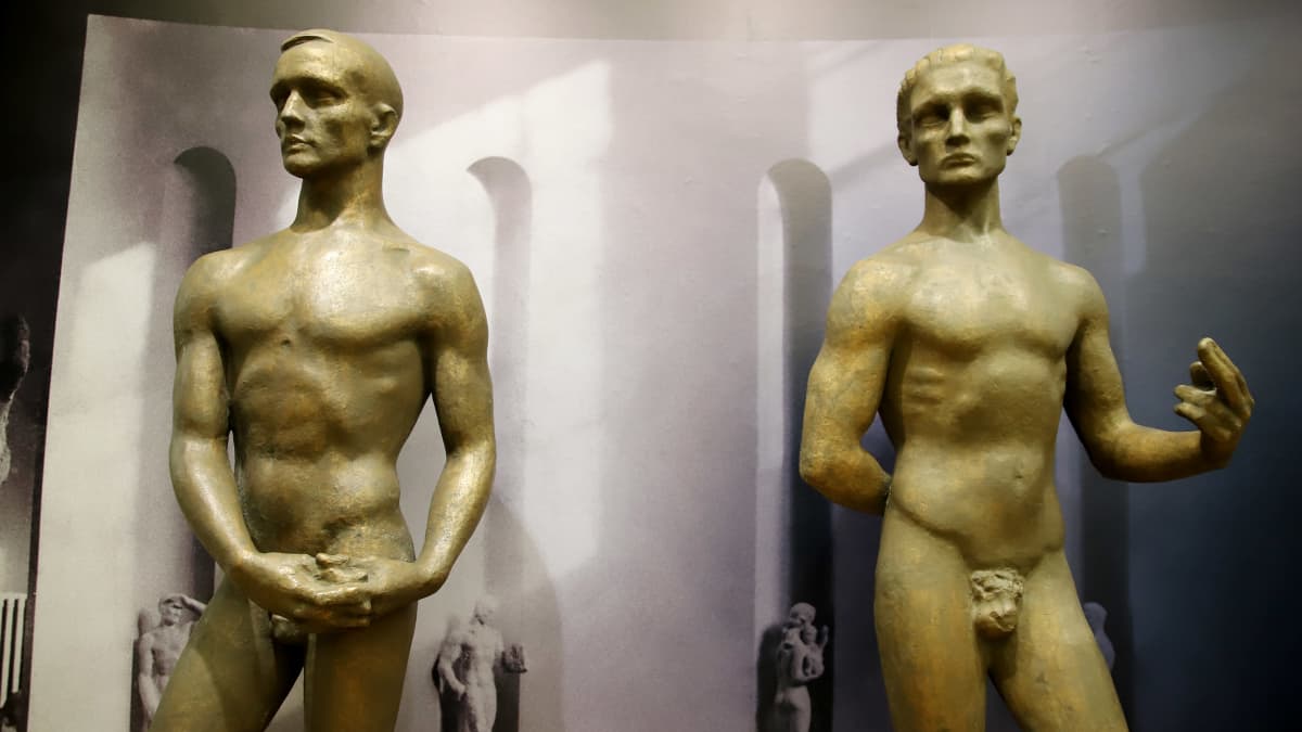 Wäinö Aaltosen patsaat sadonkorjuu ja usko Tampereen taidemuseon näyttelyssä.