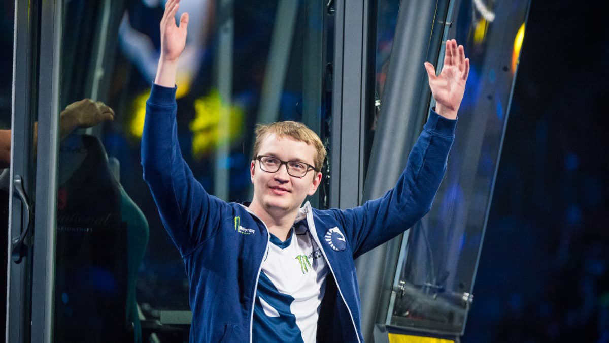 Dota 2 -pelaaja Lasse "MATUMBAMAN" Urpalainen.
