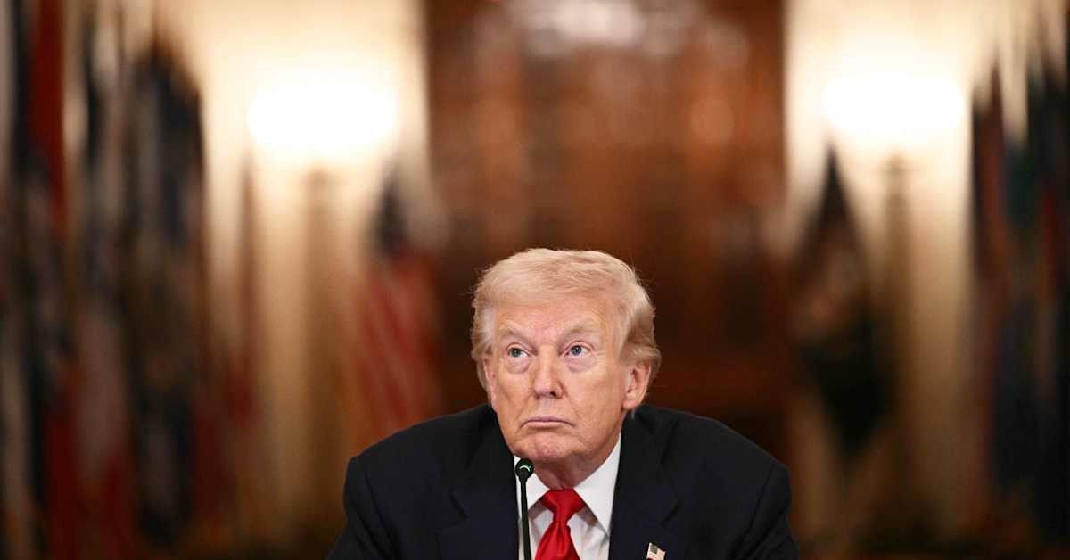 Donald Trump hyllar IOK:s nya policy gällande transkvinnor: ”Nu återställer vi det till det normala”