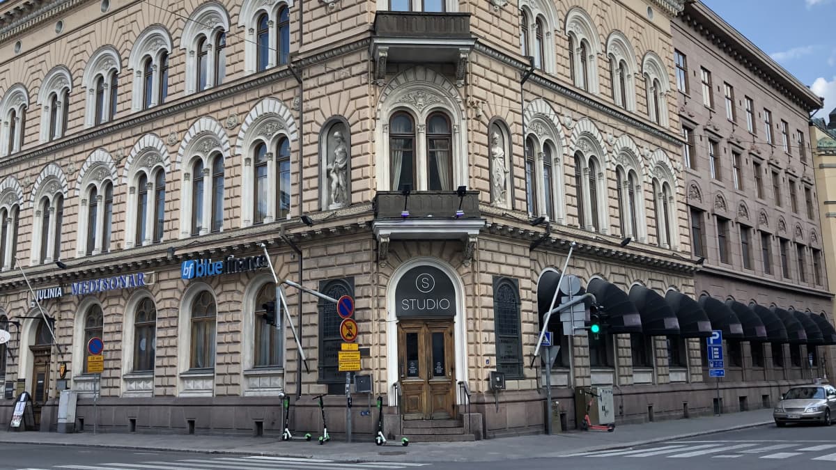 Turku police request public's help in mass brawl investigation | News | Yle  Uutiset