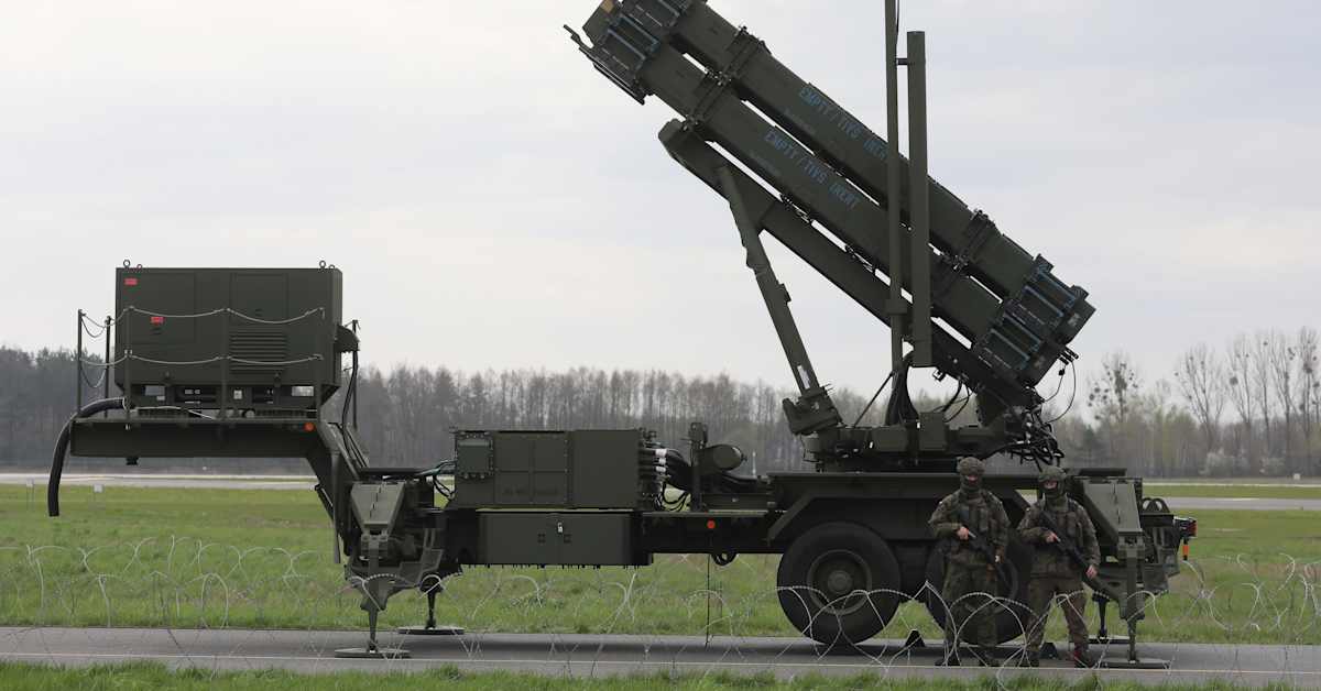 Sipri: Maailman sotilasmenojen kasvu hidastui USA:n Ukraina-tuen loputtua