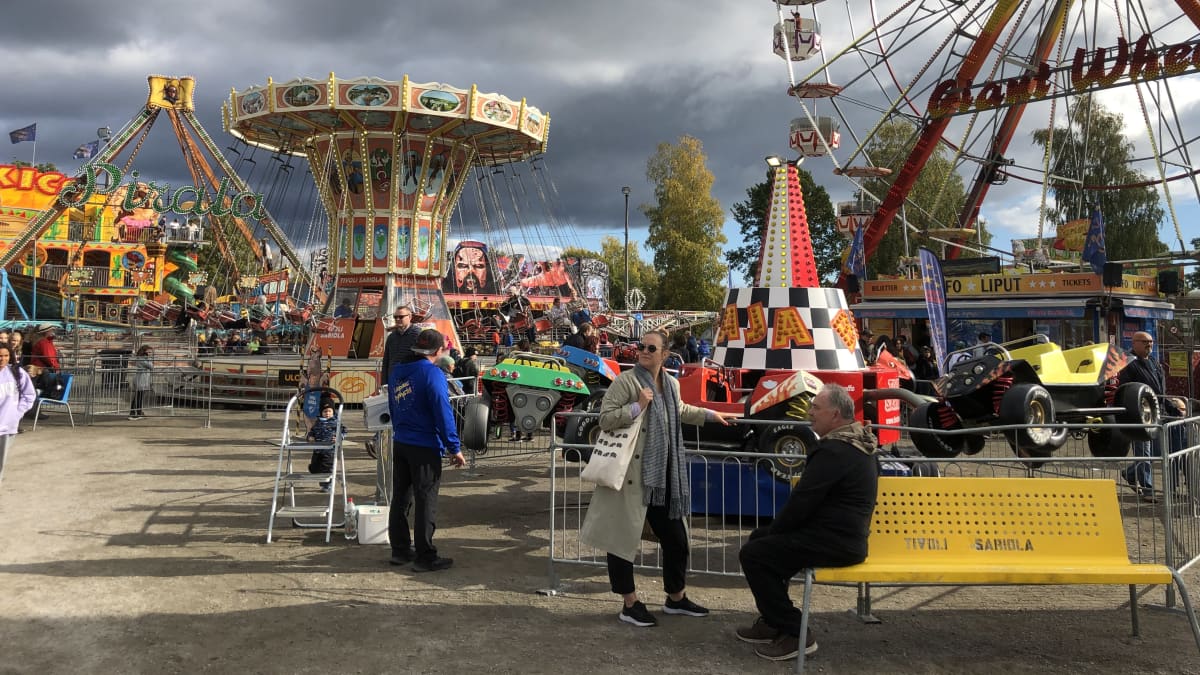 Ett pariserhjul på ett tivoli