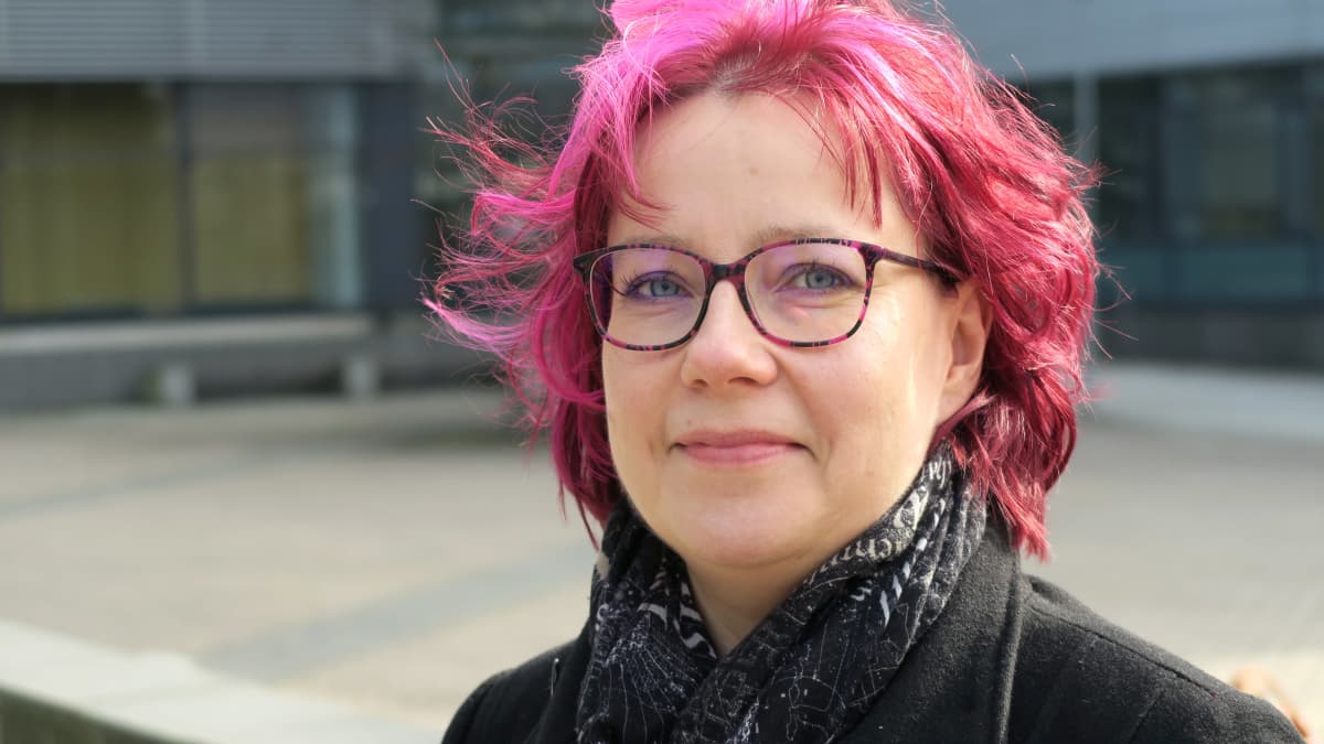 Tarja Sironen, apulaisprofessori. Hgin yliopisto.