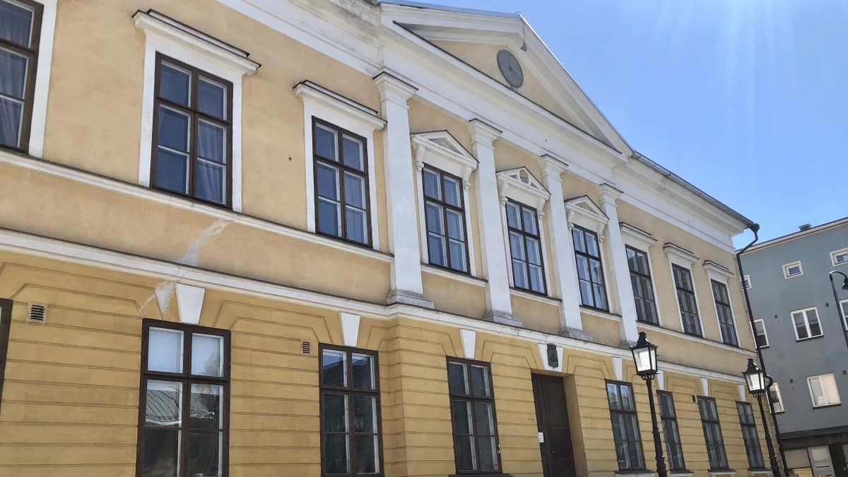 Raatihuone