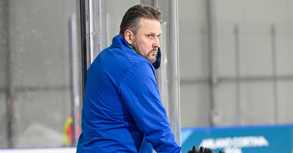 IS: Leijonien pelaajat havittelivat NHL-valmentajaa – Ylen asiantuntija arvioi Antti Pennasen jatkon edellytyksiä