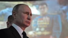 Venäjän presidentti Vladimir Putin vastaanotti voitonpäivän paraatin Moskovan Punaisella torilla toukokuussa 2022.
