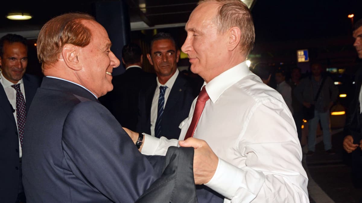 Vladimir Putin ja Silvio Berlusconi.