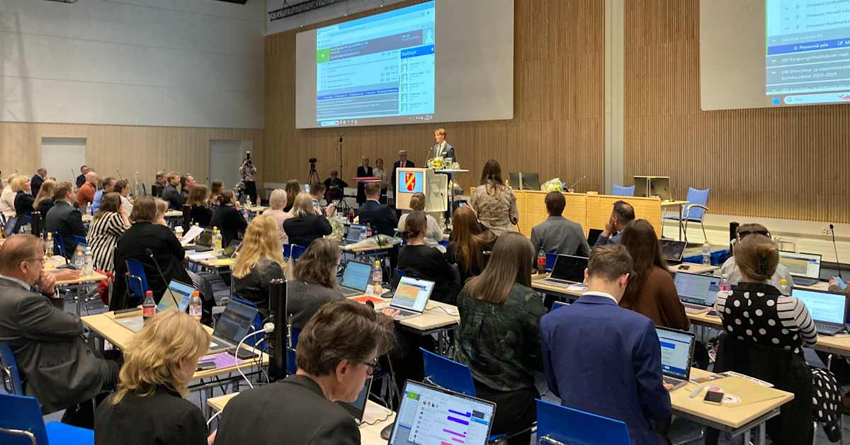 Yle seuraa: valtuusto päättää Tampereen ensi vuoden rahankäytöstä – pormestari esittää irtisanomisia ja kulujen karsintaa