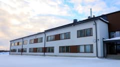Puolustuskiinteistöt on rakennuttanut Puolustusvoimille Rissalaan majoituskasarmin uuden laajennusosan.