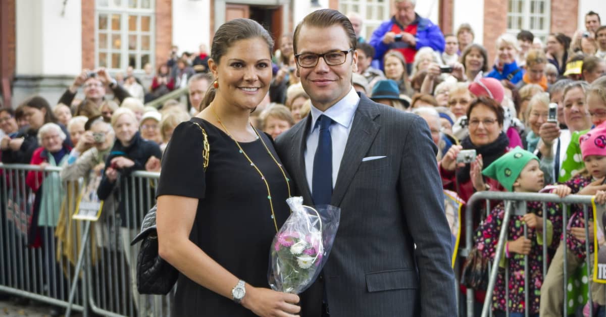 Videot näyttävät, miten Victoria ja Suomi ovat hullaantuneet toisistaan vuosien varrella | Kotimaa