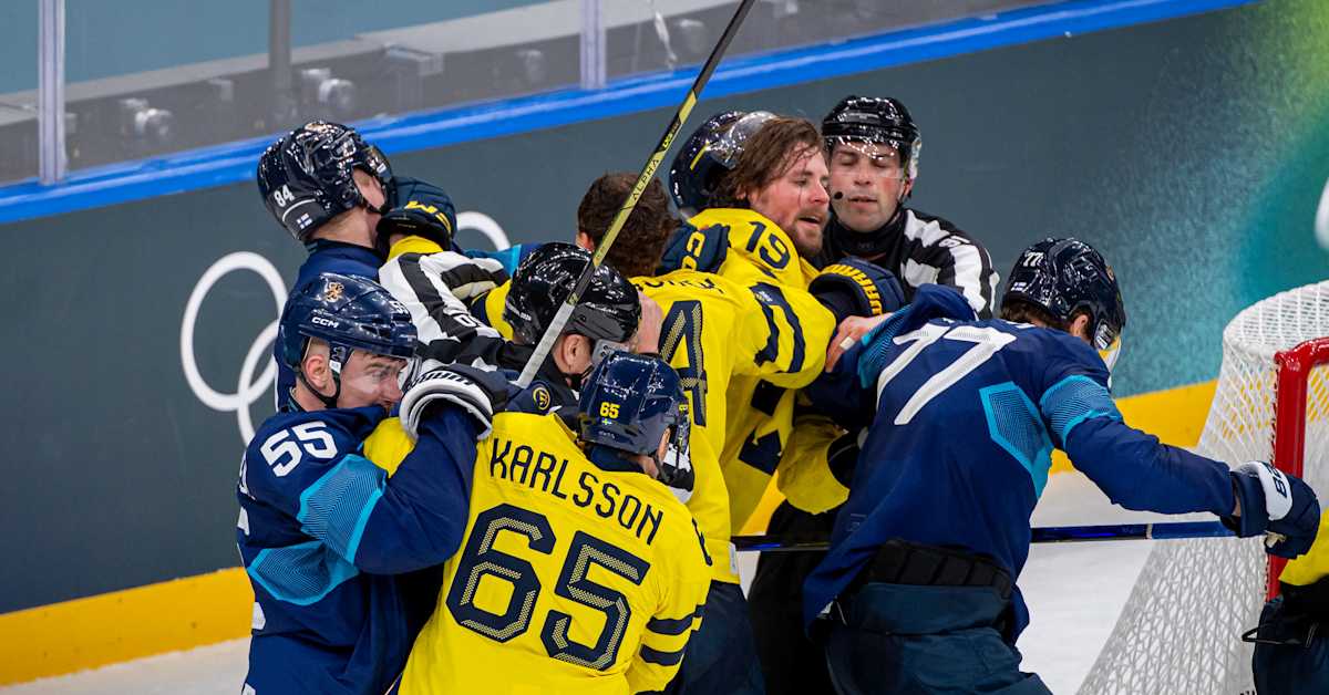 ”Helvatti soikoon” – Ismo Lehkonen avautui tuomarilinjasta Leijonien pelissä, Ruotsin päävalmentaja tykkäsi