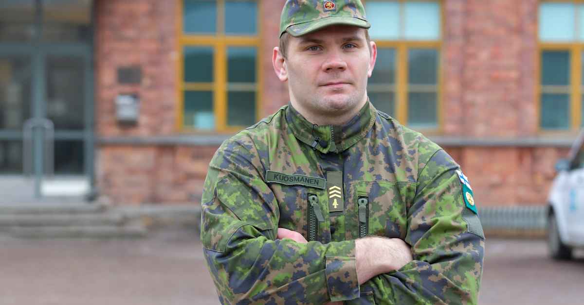 Elias Kuosmanens jobb är att idrotta för Försvarsmakten: ”Förr var jag lite mer av en prinsessa”