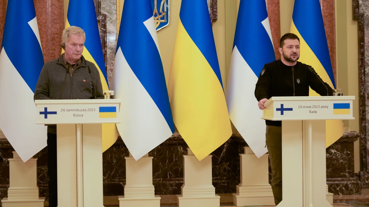 Presidentti Sauli Niinistö vieraili Kiovassa tiistaina ja tapasi Ukrainan presidentin, Volodymyr Zelenskyin.