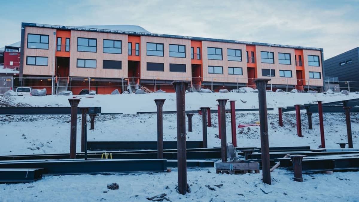 Uudet talot Longyearbyenissä
