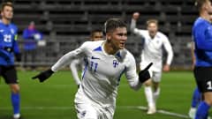 Suomen alle 21-vuotiaiden maajoukkueen Eetu Mömmö teki voittomaalin Viron verkkoon maanantai-iltana.