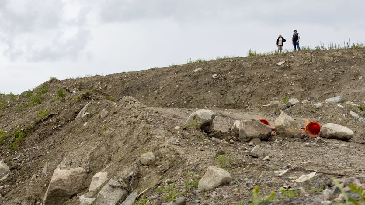 Rajamäen ampumaradan meluvalli