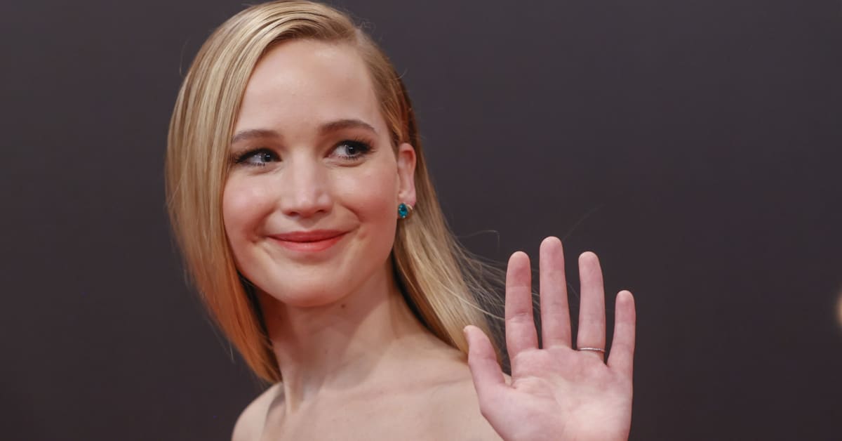 Skådespelare inleder strejk i Hollywood – produktionerna upphör ...