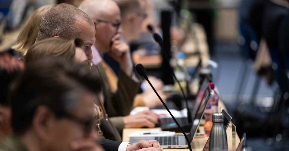 Hyvinvointialueiden päätökset tehdään kauhealla kapulakielellä