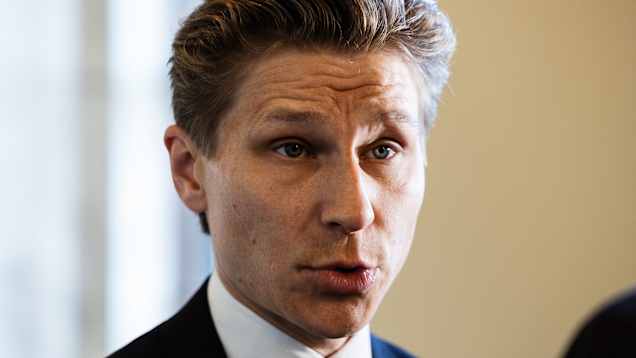 Puolustusministeri Antti Häkkänen.