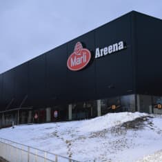 Ishallen i Kuppis i Åbo.