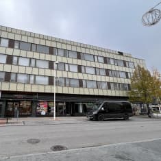 Savonkatu 19 Iisalmessa, kerrostalo Iisalmen keskustassa.