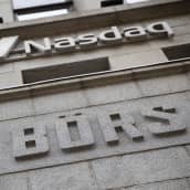 Pörssitalon seinää